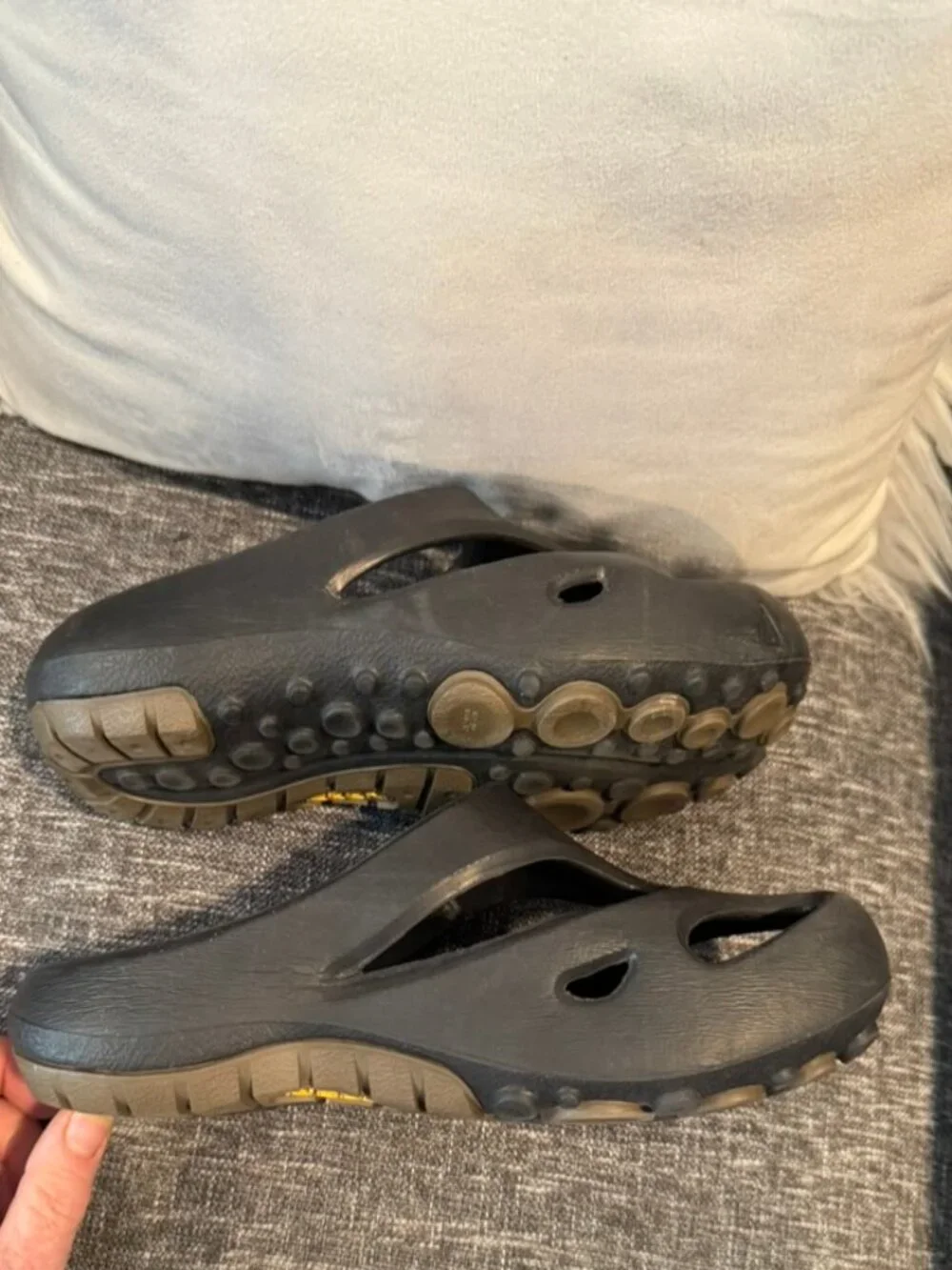 KEEN Shanti Clogs Men's US 9 Black Comfort Slip-On Garden Recovery Shoes EUC - Picture 7 of 8